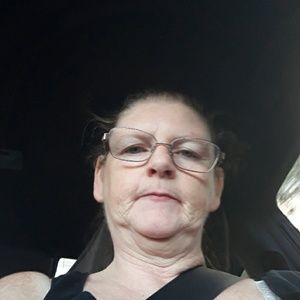 Meet your Posher, Edna